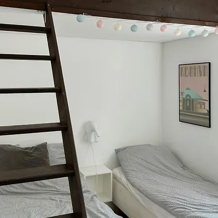 펜션 With Recycled Finds Near Nature