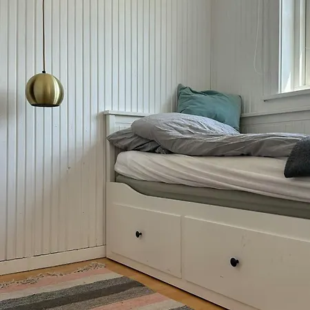 With Recycled Finds Near Nature 펜션 Græsted