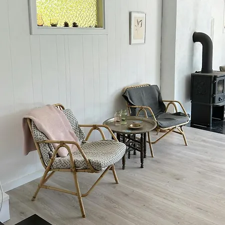 With Recycled Finds Near Nature *